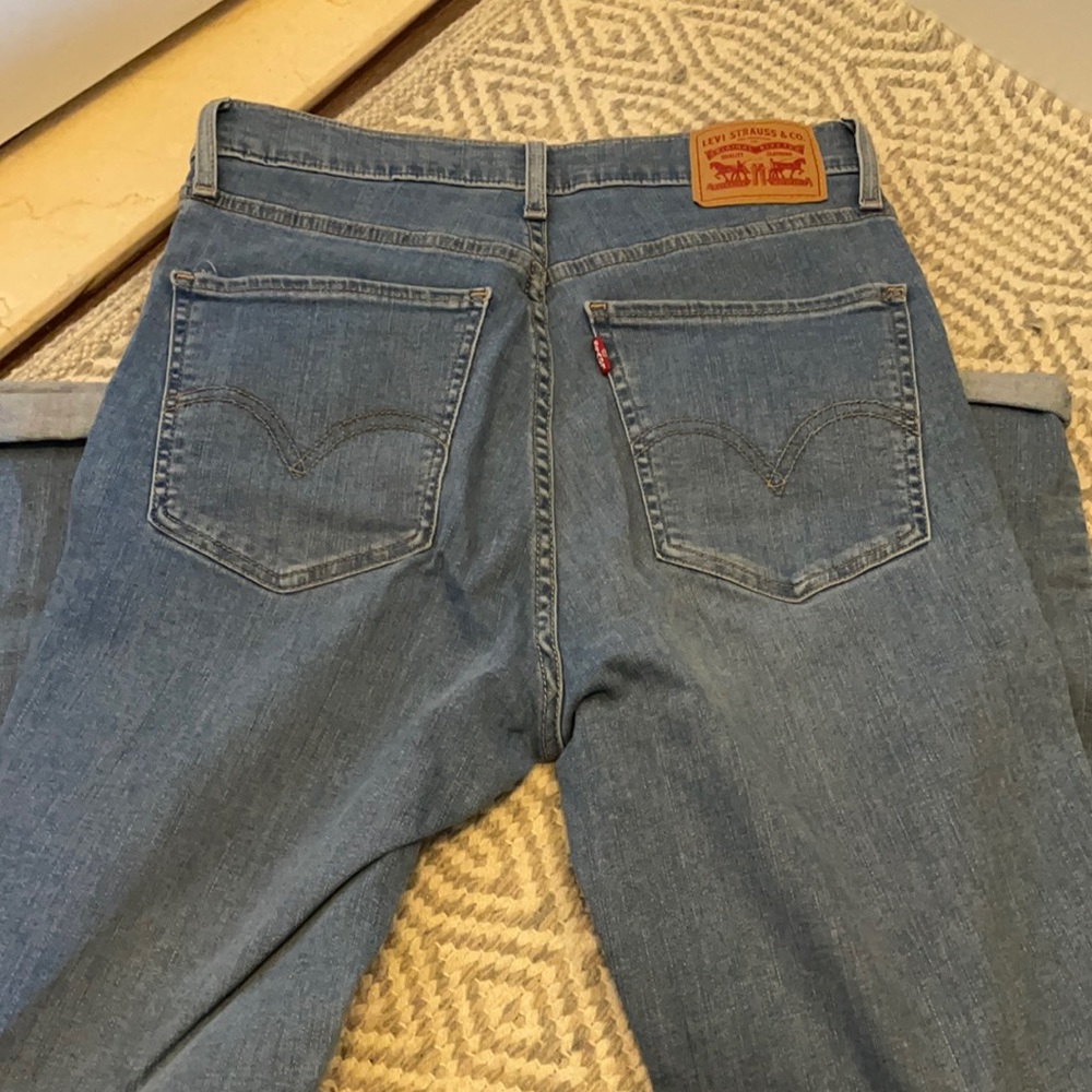 LEVIS mile high skinny jeans size 29